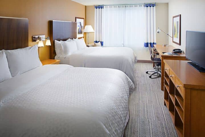 Room 4 of 15